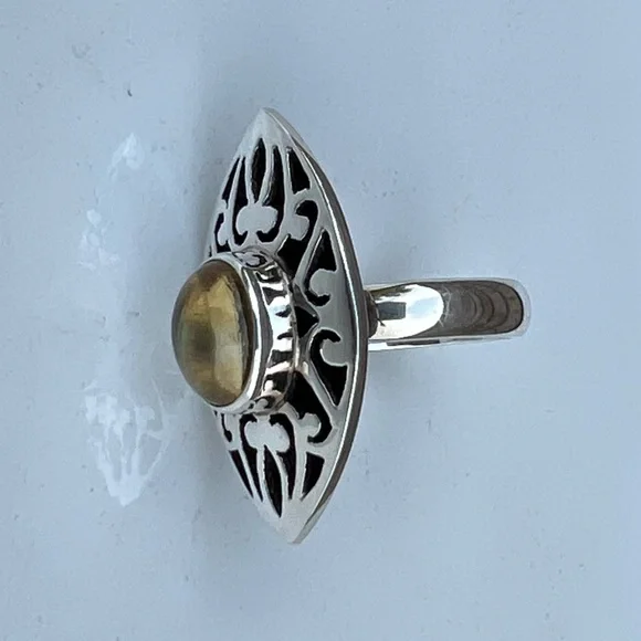 Artisan Crafted Sterling Silver Citrine Ring - Picture 2 of 9
